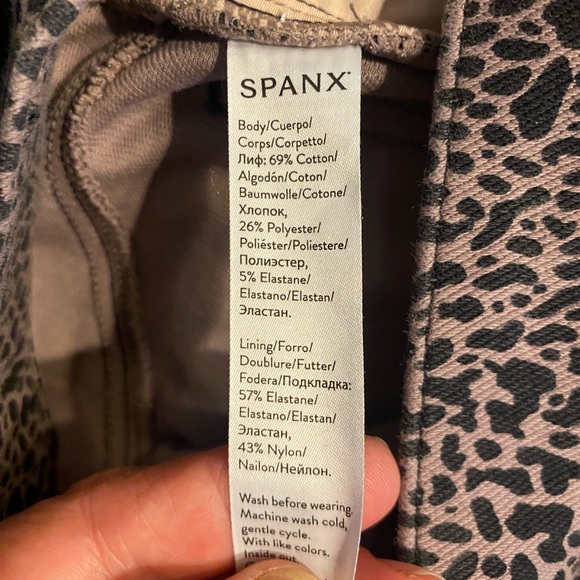 Spanx size medium animal print‎ jeggings - Picture 3 of 11